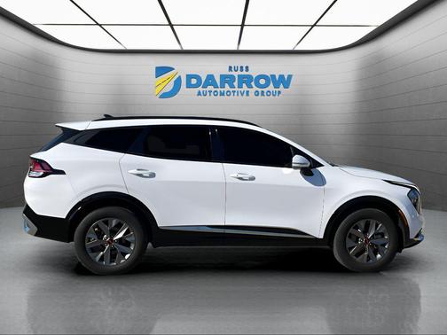 Glacial White Pearl 2023 Kia Sportage SX