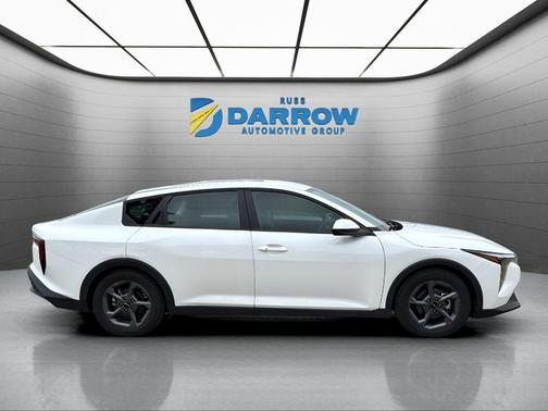 Snow White Pearl 2025 Kia K4 LXS