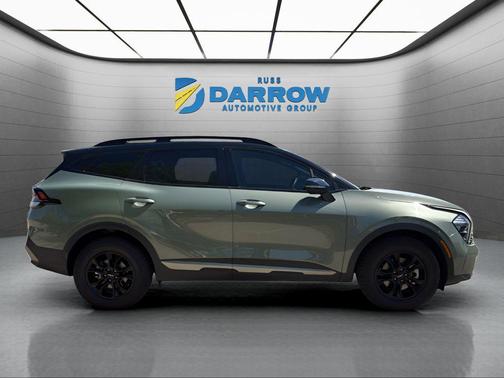 Jungle Green/Ebony Black Roof 2023 Kia Sportage S