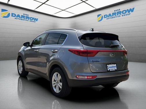 Mineral Silver 2017 Kia Sportage LX