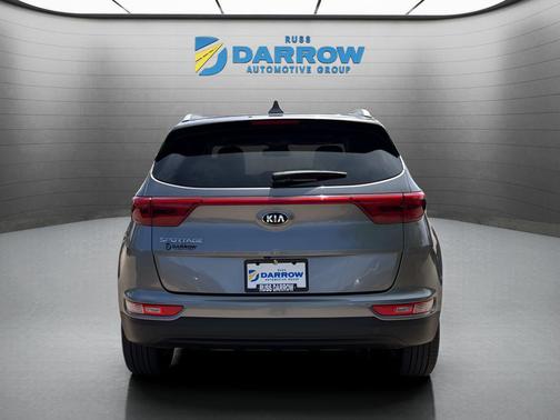 Mineral Silver 2017 Kia Sportage LX