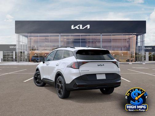 Snow White Pearl 2026 Kia Sportage X-Line