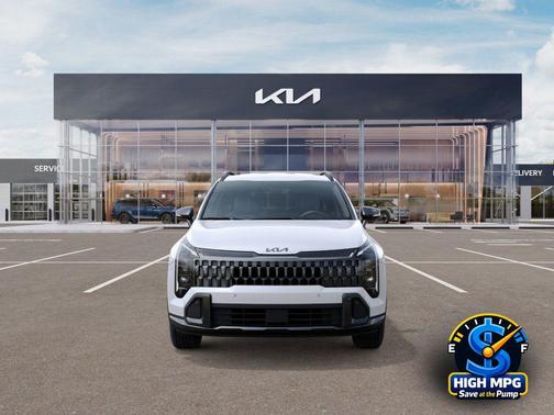 Snow White Pearl 2026 Kia Sportage X-Line