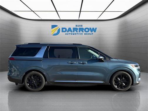 2022 Kia Carnival SX