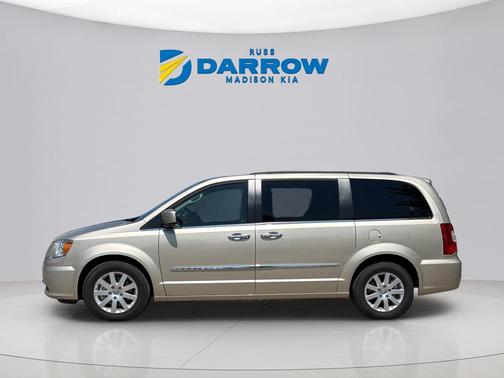 Cashmere/Sandstone Pearlcoat 2016 Chrysler Town & Country Touring