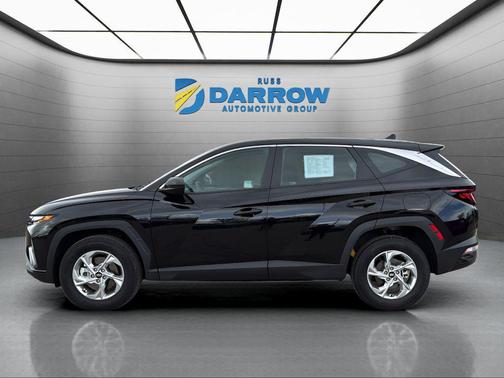 Black Pearl 2024 Hyundai TUCSON SE