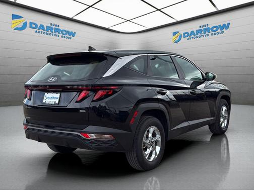 Black Pearl 2024 Hyundai TUCSON SE