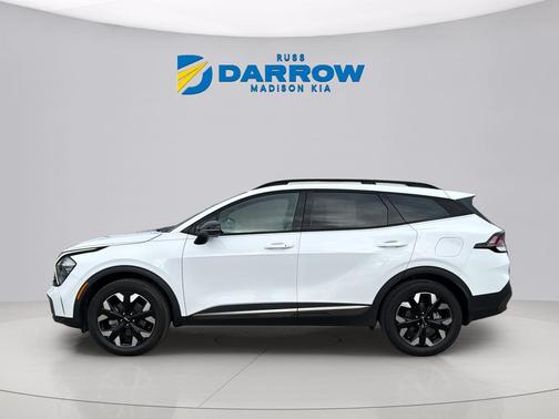Glacial White Pearl 2023 Kia Sportage X-Line