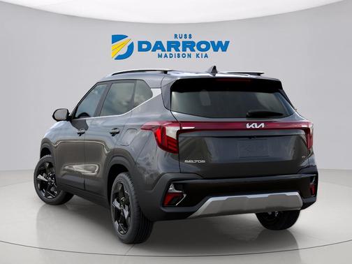 Gravity Gray 2026 Kia Seltos EX