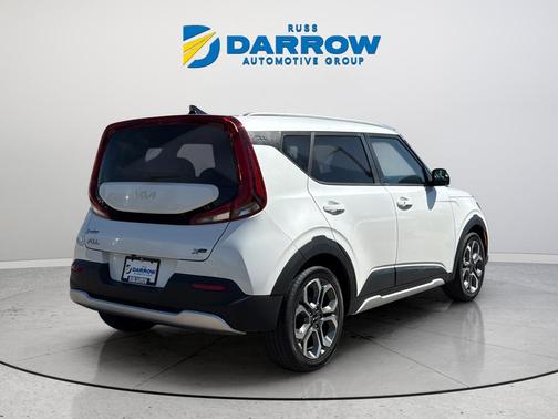 Snow White Pearl 2022 Kia Soul X-Line