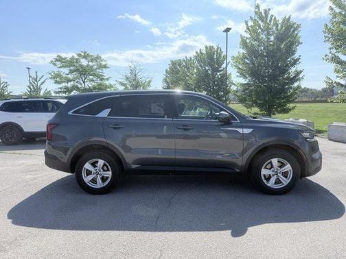 2021 Kia Sorento LX
