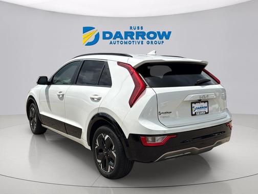 Snow White Pearl 2023 Kia Niro EV Wind