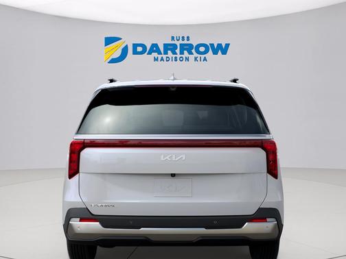 Snow White Pearl 2026 Kia Carnival SX