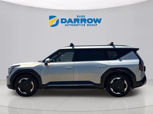 Ivory Silver 2024 Kia EV9 Land
