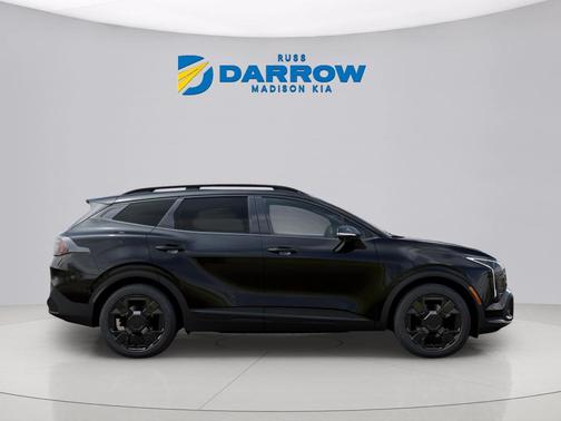 Fusion Black 2027 Kia Sportage X-Line