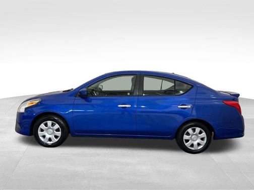 Blue Metallic 2016 Nissan Versa 1.6 SV