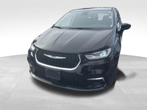 Black 2024 Chrysler Pacifica Touring-L