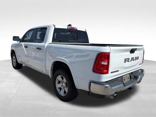 White 2025 RAM 1500 Big Horn/Lone Star