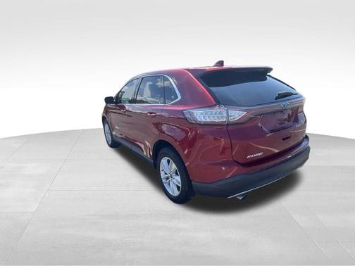 Red 2016 Ford Edge SEL