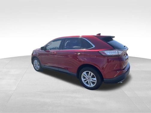 Red 2016 Ford Edge SEL