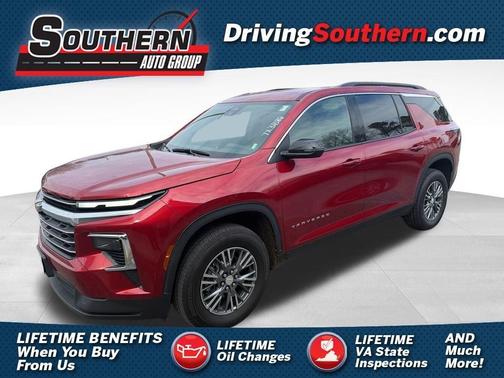 Red 2025 Chevrolet Traverse LT