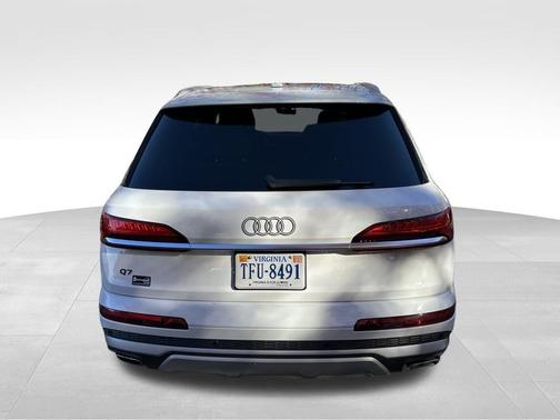 2025 Audi Q7 55 Premium Plus