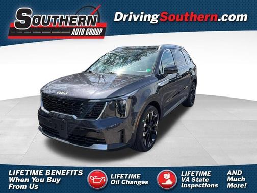 Gray 2025 Kia Sorento EX