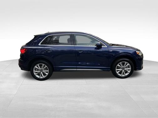 2025 Audi Q3 45 S line Premium
