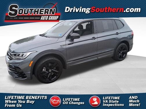 Platinum Gray Metallic 2024 Volkswagen Tiguan 2.0T SE R-Line Black