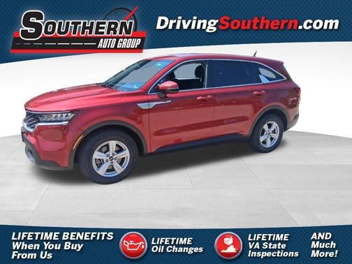 Red 2022 Kia Sorento LX