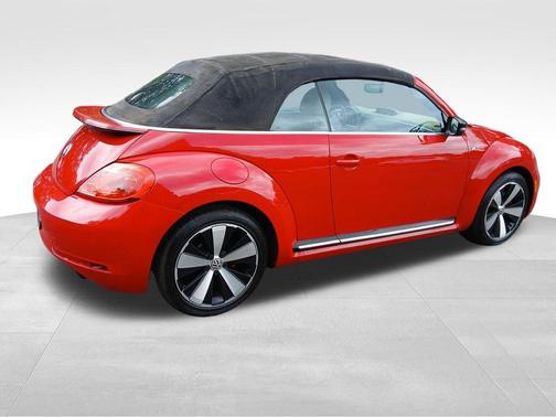 2014 Volkswagen Beetle 2.0T R-Line