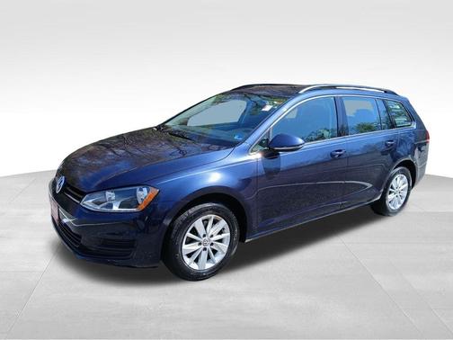 2016 Volkswagen Golf SportWagen S
