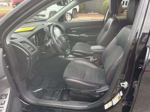 2024 Mitsubishi Outlander Sport 2.0 SE