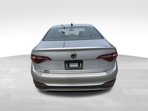 Pyrite Silver Metallic 2023 Volkswagen Jetta 1.5T Sport