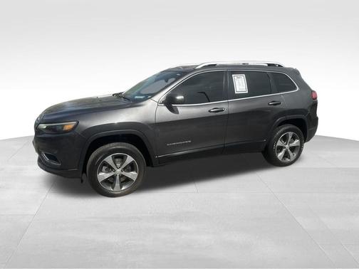 Gray 2019 Jeep Cherokee Limited