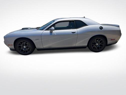 Silver 2016 Dodge Challenger R/T