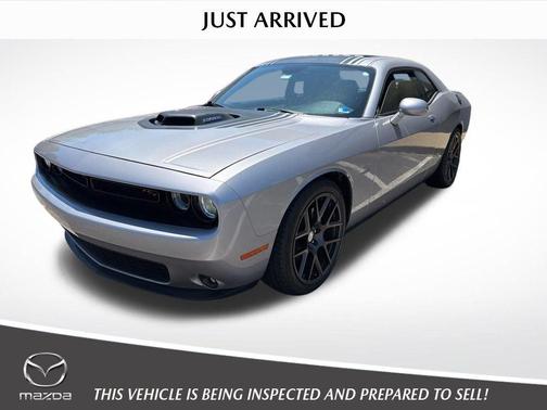 Silver 2016 Dodge Challenger R/T