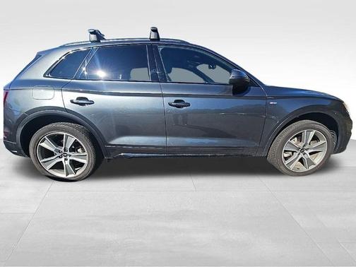 2025 Audi Q5 45 S line quattro Premium