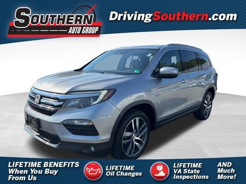 Silver 2017 Honda Pilot Touring