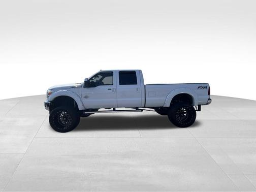 White 2015 Ford F-350 Lariat Super Duty