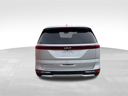 2022 Kia Carnival LXS