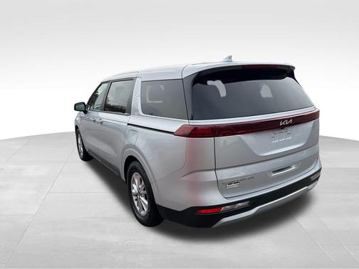 2022 Kia Carnival LXS