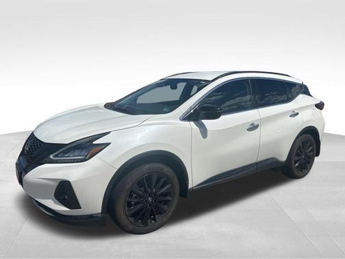 White 2024 Nissan Murano SV