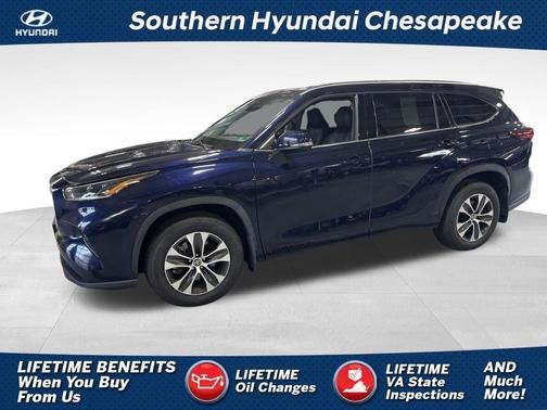 Blue 2021 Toyota Highlander XLE
