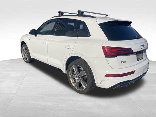 2025 Audi Q5 45 S line quattro Premium