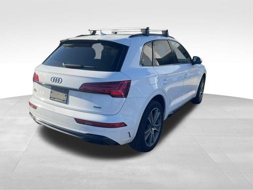 2025 Audi Q5 45 S line quattro Premium