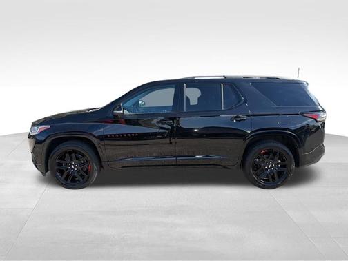 Black 2021 Chevrolet Traverse Premier