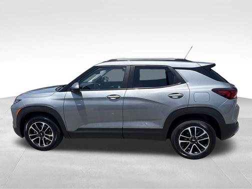 Gray 2025 Chevrolet Trailblazer LT