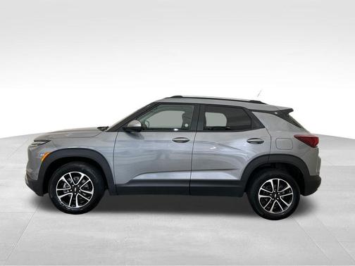Gray 2025 Chevrolet Trailblazer LT