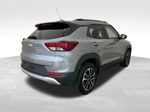 Gray 2025 Chevrolet Trailblazer LT